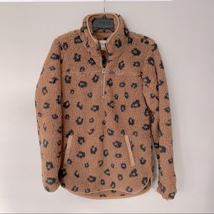 EVERYTHING $6/NWOT Abercrombie Quarter Zip Fleece in Leopard Print